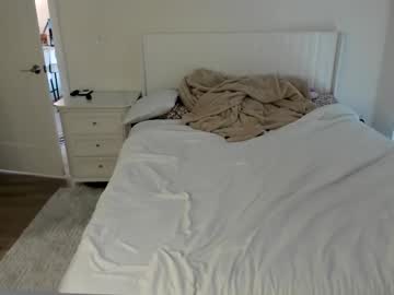 ariah_is_blonde