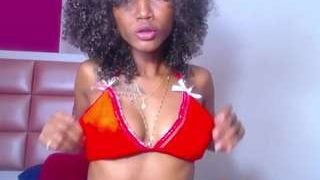 nnocent-sexy-lady