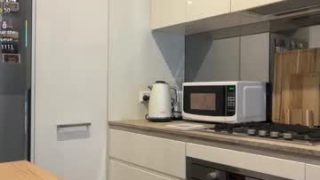 sarah_heart_aus