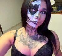 Emily_Evo