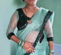 Hot_muskaan