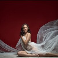 _ISABELLA_HOT_