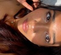 Lyla_Love