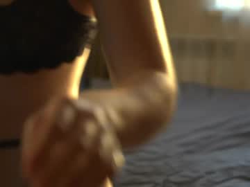 2girls_1dream