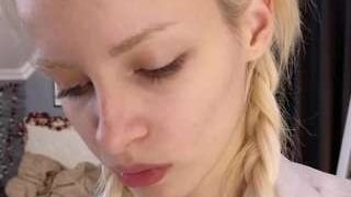 naomi-demio