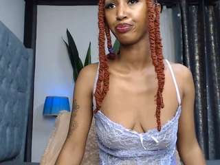 nisha-lee
